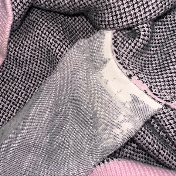 Rip n Dip • Unisex Falling For Nermal Pink & White Cat Sweater - Picture 7 of 16